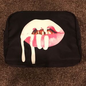 Kylie Cosmetics makeup bag On hold